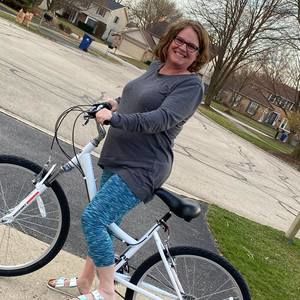 Meet your Posher, Laura